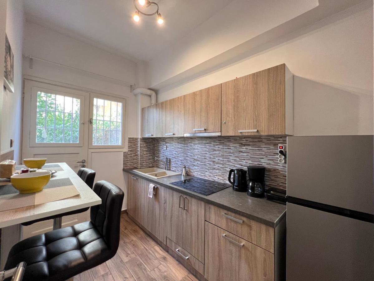 Modern & Cozy 51Sqm Apt In Thisseio Athens Ngoại thất bức ảnh